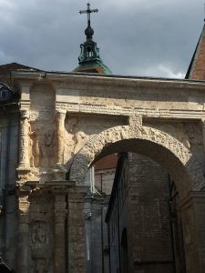 The amazing Roman arch built in 175AD...