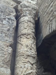 ...and the still-surviving carvings on the columns